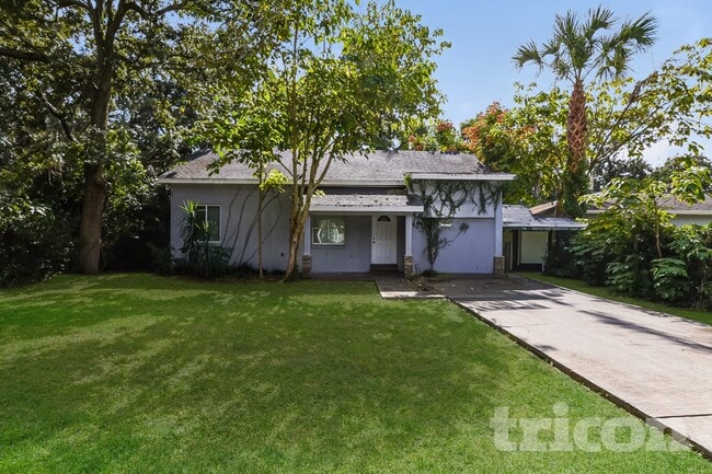 property at 1912 Carrigan Ave