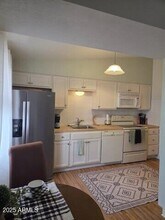 10362 W Oakmont Dr in Sun City, AZ - Building Photo - Building Photo