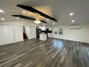 617 Long Mountain Rd in New Milford, CT - Building Photo - Building Photo