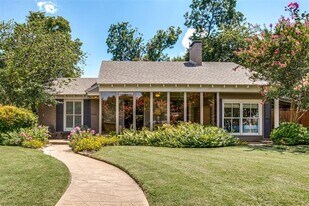 6118 Martel Ave in Dallas, TX - Building Photo