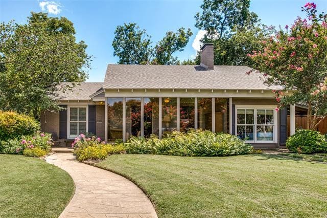 property at 6118 Martel Ave