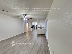 16206 Elm Point Ct in Houston, TX - Building Photo - Building Photo