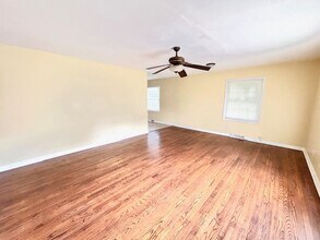 4602 Rutledge Dr NW in Huntsville, AL - Building Photo - Building Photo