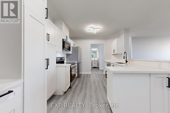 property at 115 Omni Dr