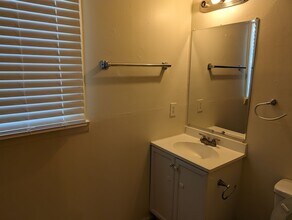 1758 Paris St in Aurora, CO - Building Photo - Building Photo
