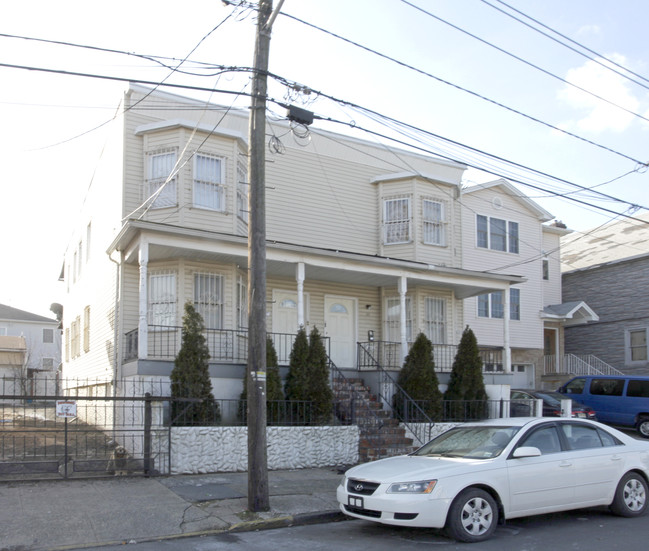 66-68 Marshall St in Elizabeth, NJ - Building Photo - Building Photo