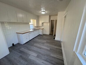 2142 Auburn Ave in Dayton, OH - Building Photo - Building Photo