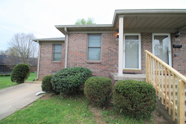 110 Duncan St in Nicholasville, KY - Building Photo - Building Photo