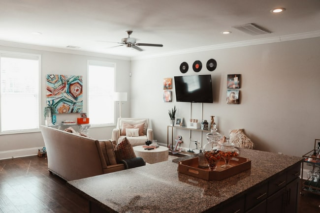 102 Far View Dr in Oxford, MS - Foto de edificio - Building Photo