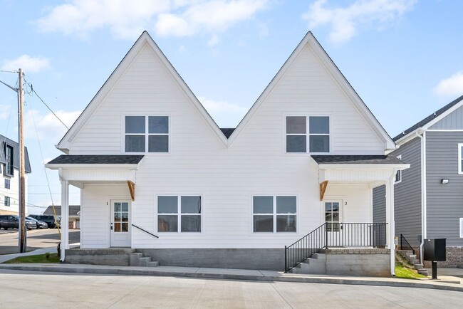 property at 106 Cooper Pl