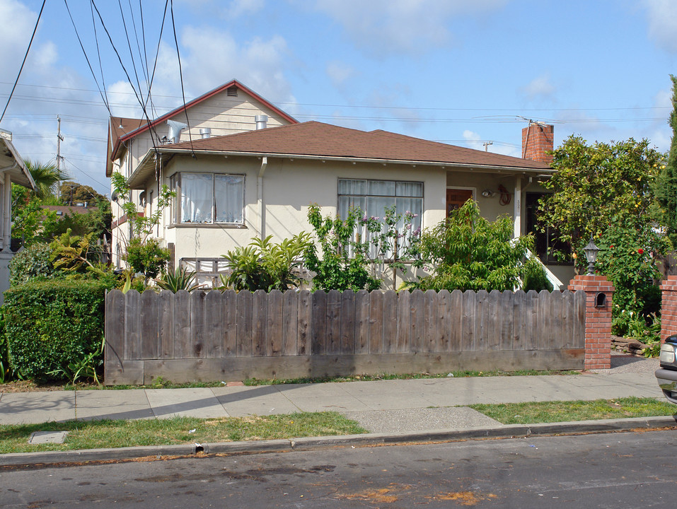 327 N Eldorado St in San Mateo, CA - Foto de edificio