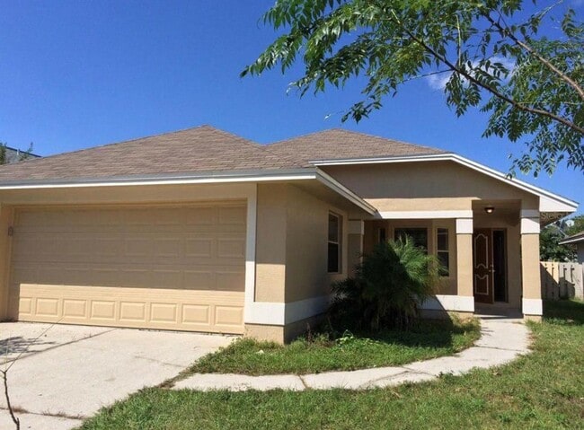 property at 4352 Sandhurst Dr
