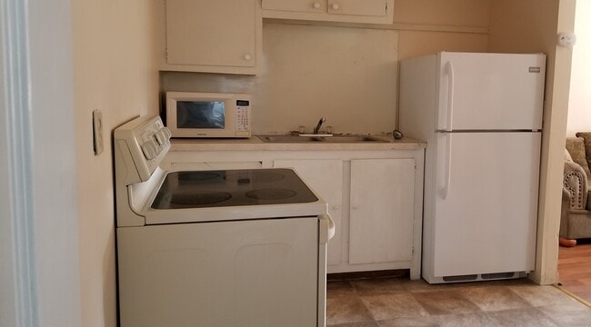 61 N Jones St, Unit 1A in Lock Haven, PA - Building Photo - Building Photo