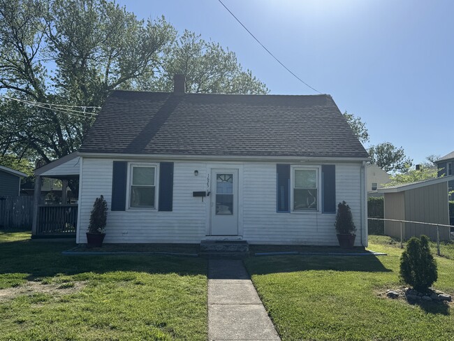 property at 1625 Wickham Ave