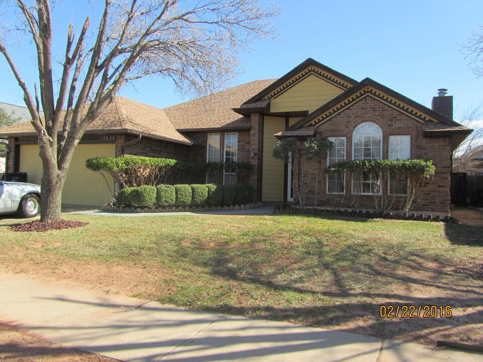 12020 Moon Beam Dr in Oklahoma City, OK - Building Photo