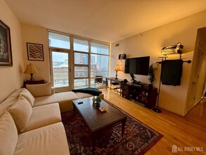 20 Livingston Ave in New Brunswick, NJ - Building Photo - Building Photo