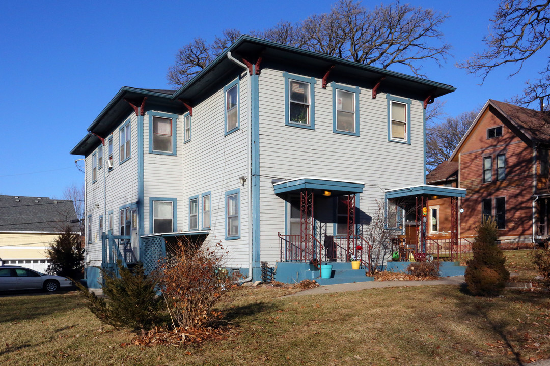 732 19th St in Des Moines, IA - Building Photo