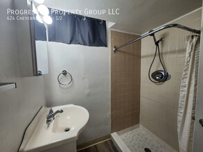 424 Cheyenne Blvd-Unit -1/2 in Colorado Springs, CO - Building Photo - Building Photo