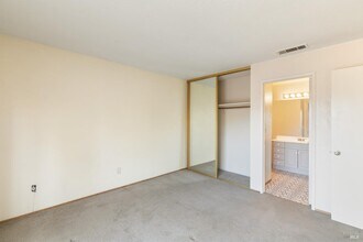 2728 Almondwood Way in Fairfield, CA - Building Photo - Building Photo
