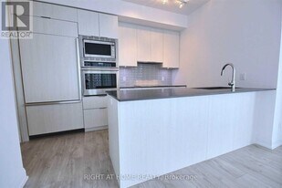 56 Annie Craig Dr, Unit 1703 in Toronto, ON - Building Photo