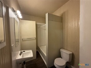 319 North St in San Marcos, TX - Building Photo - Building Photo