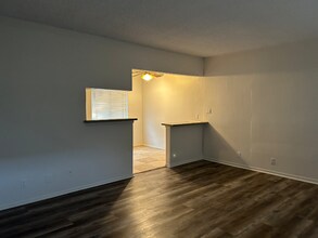 224 W Palm Ave in Monrovia, CA - Building Photo - Building Photo