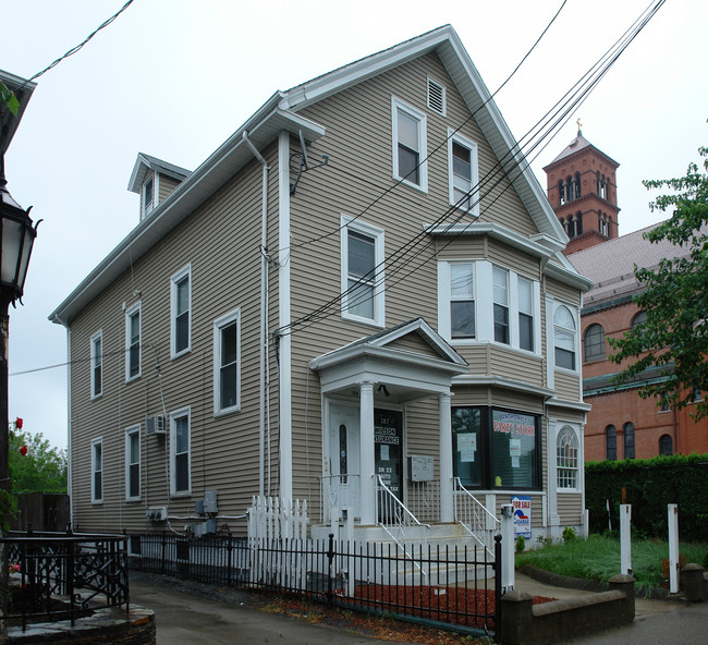 187-189 Academy Ave