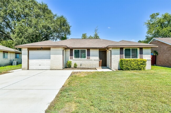 property at 515 Bellmar Ln