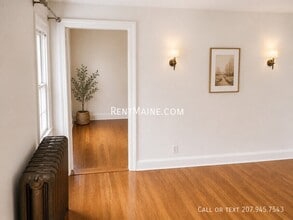 12-16 5th St in Bangor, ME - Building Photo - Building Photo