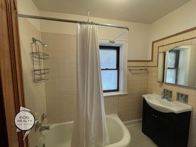 3148 N Linder Ave in Chicago, IL - Building Photo - Building Photo