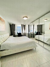 3140 S Ocean Dr, Unit PENTHOUSE in Hallandale Beach, FL - Building Photo - Building Photo