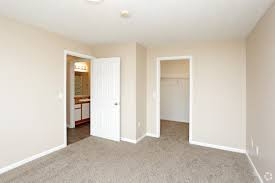 904 Kasper St in Bellevue, NE - Building Photo - Building Photo