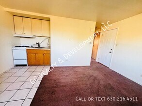 18429 S Torrence Ave-Unit -Unit 6 in Lansing, IL - Building Photo - Building Photo