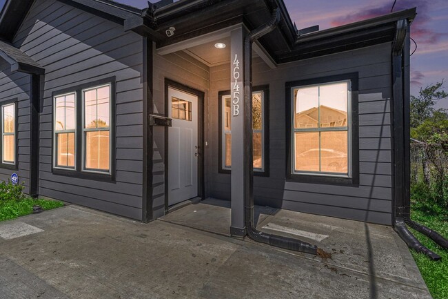 property at 4645 Larkspur St