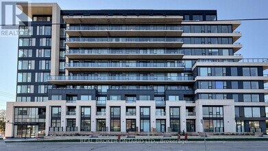 8188 Yonge St in Vaughan, ON - Building Photo - Building Photo