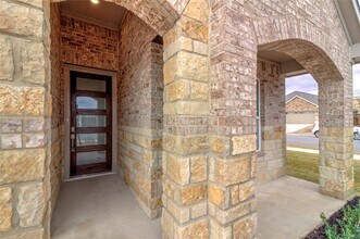 681 Peace Pipe Way in Georgetown, TX - Building Photo - Building Photo