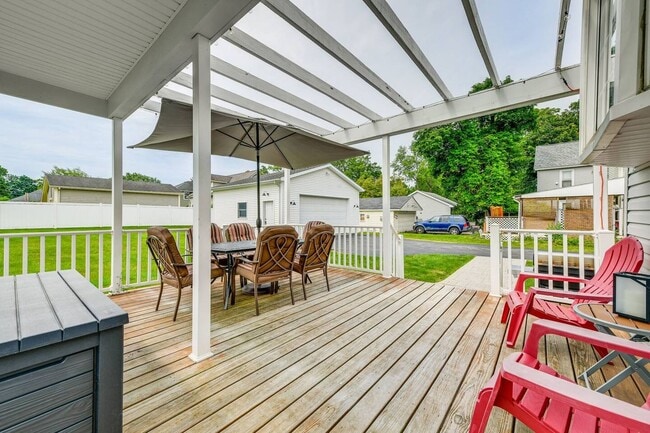31 Maple Ave in Lancaster, NY - Building Photo - Building Photo