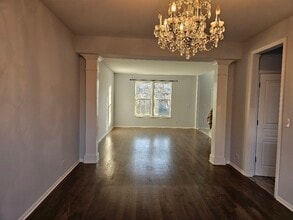 113 English Oak Ln in Streamwood, IL - Building Photo - Building Photo