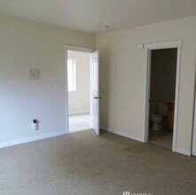 11118 Paine Field Way in Everett, WA - Building Photo - Building Photo