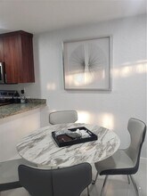 8031 NW 8th St in Miami, FL - Building Photo - Building Photo