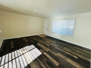 732 E Lexington Ave in El Cajon, CA - Building Photo - Building Photo