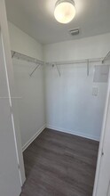 50 Biscayne Blvd, Unit 1803 in Miami, FL - Building Photo - Building Photo