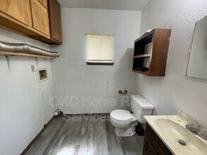 552 E Grumman Dr in Midwest City, OK - Building Photo - Building Photo