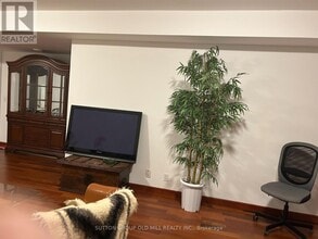 21 Hilldowntree Rd in Toronto, ON - Building Photo - Building Photo