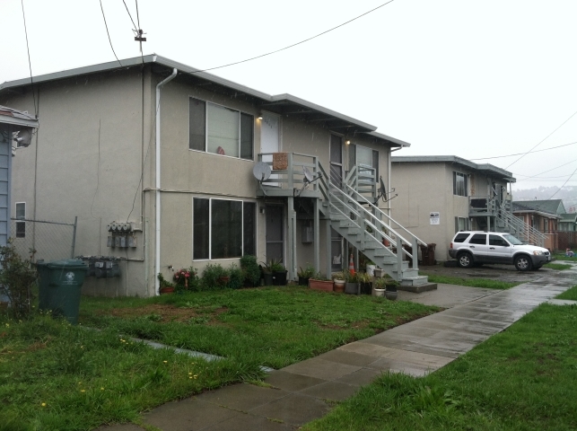 3939-3945 Ohio Ave in Richmond, CA - Building Photo