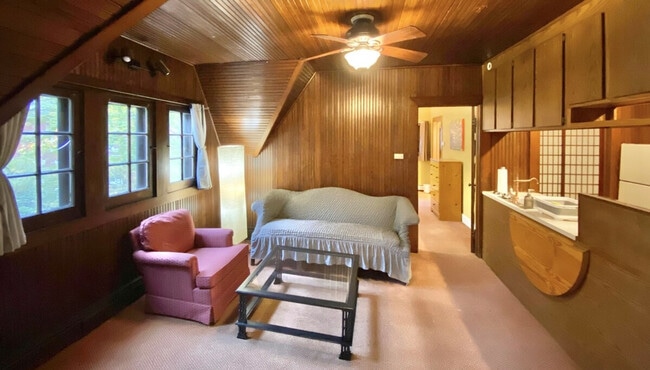 property at 2632 Wellington Rd