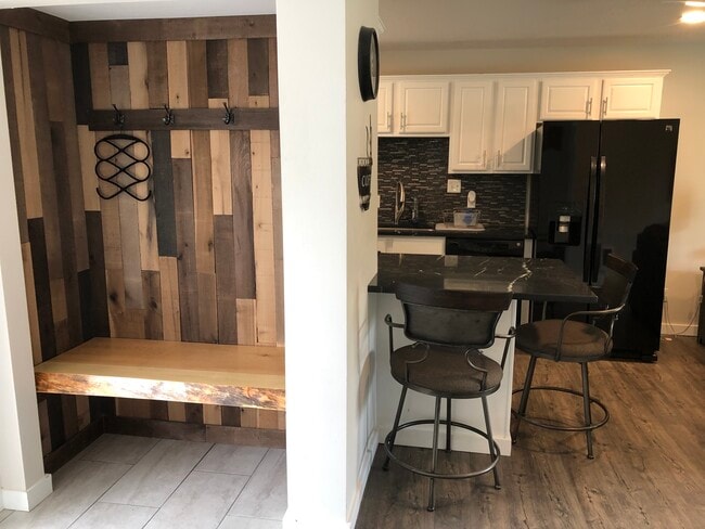 1 Kootenai Ave in Polson, MT - Building Photo - Building Photo