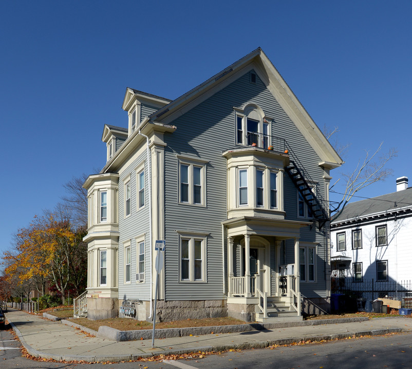 81 Summer St in New Bedford, MA - Foto de edificio