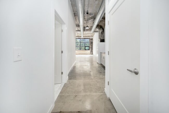 470 Brainard St, Unit 1