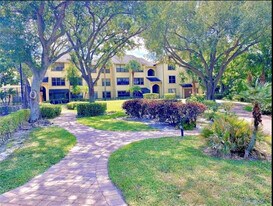 2315 N Congress Ave in Boynton Beach, FL - Building Photo